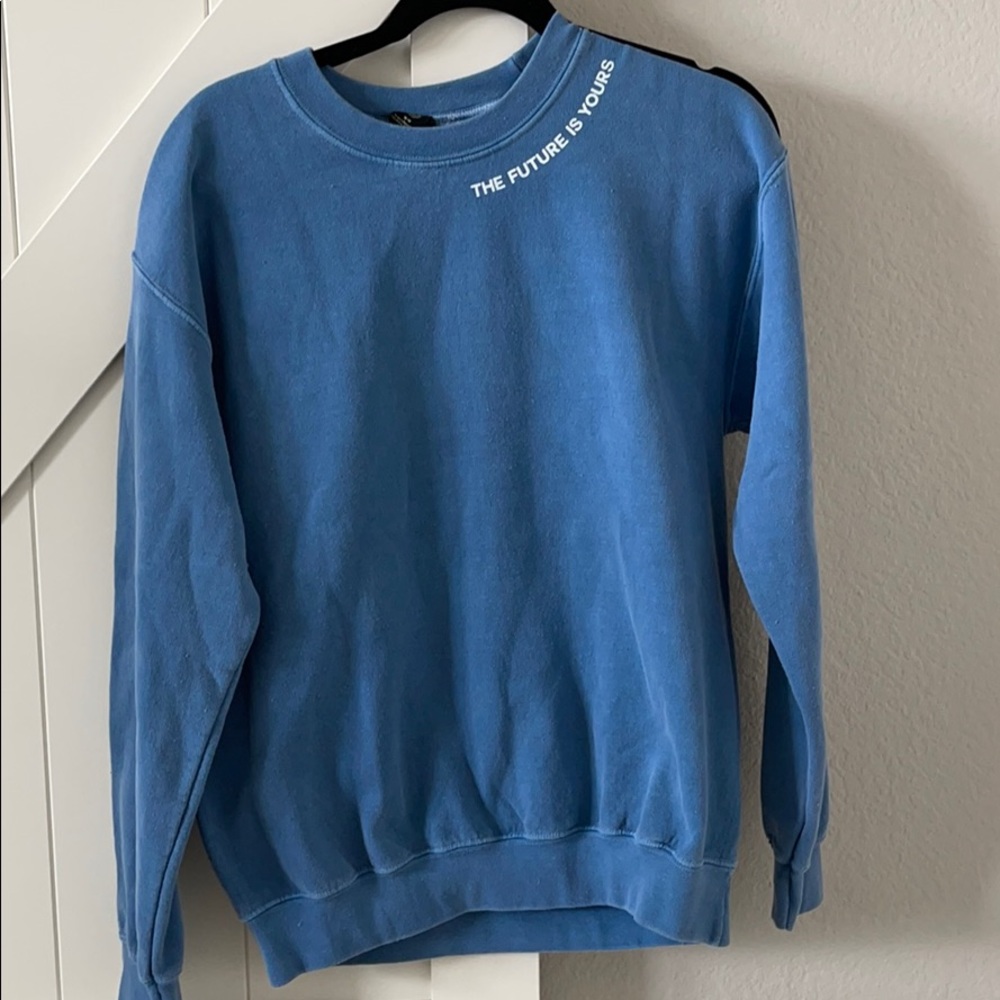 Sweatshirt